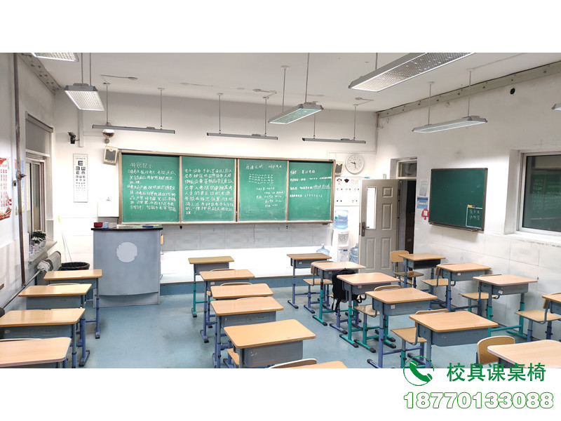 学校教室用课桌椅